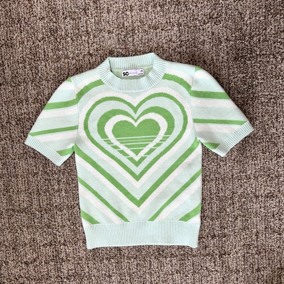 SO EUC Juniors Mint Heart Short Sleeve Sweater size XS - Picture 2 of 4